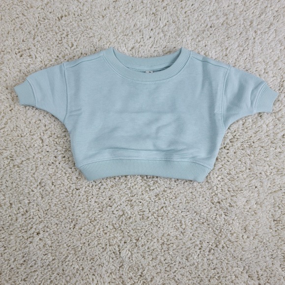 Amazon Unisex Baby Crewneck Sweatshirt Light Blue Preemie - Picture 2 of 15